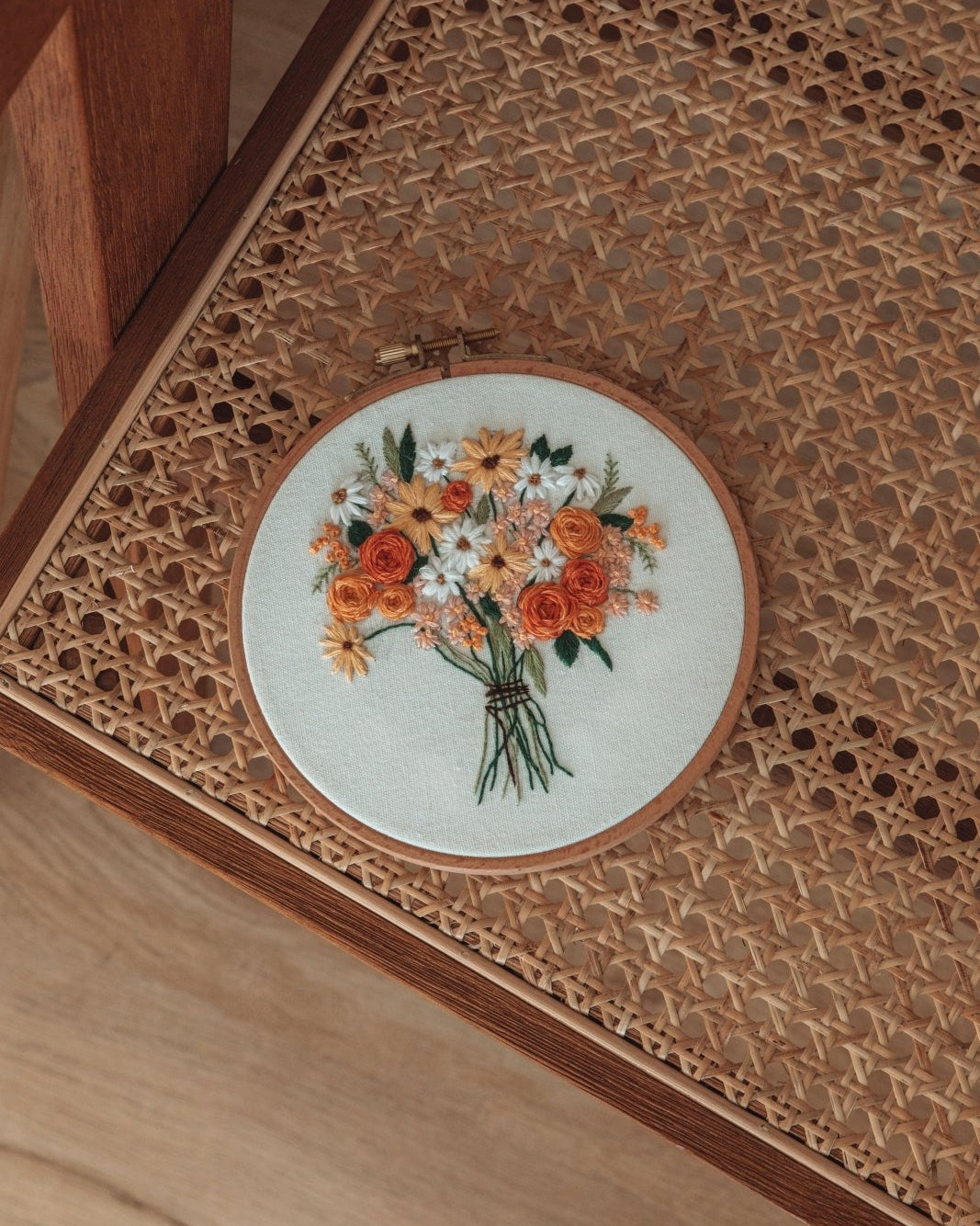 Daisy Bouquet Embroidery Kit - Stitched Up Kits