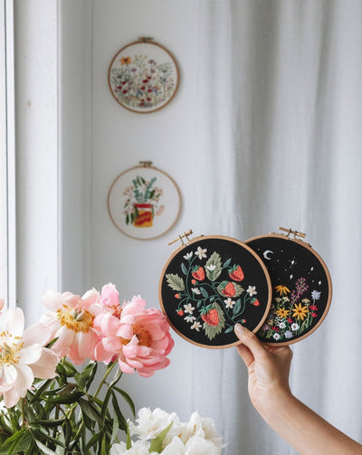 Luna Wildflowers Embroidery Kit - Stitched Up Kits